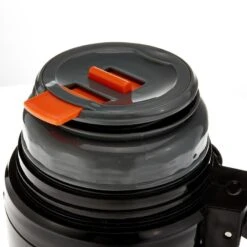 Quechua Bouteille Isotherme Inox 1,5L Avec Gobelet Pour La Randonnée -Promos Camping Boutique bouteille isotherme inox 15l avec gobelet pour la randonnee 3